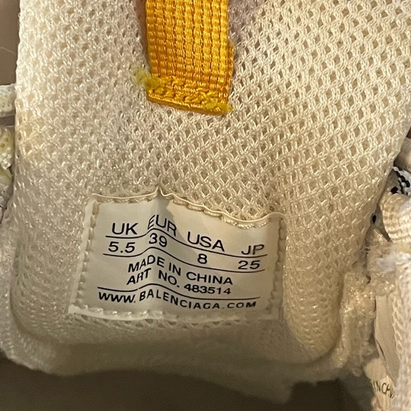 BALENCIAGA TRIPLE S SNEAKER 39 / USA 8 - Picture 3 of 7